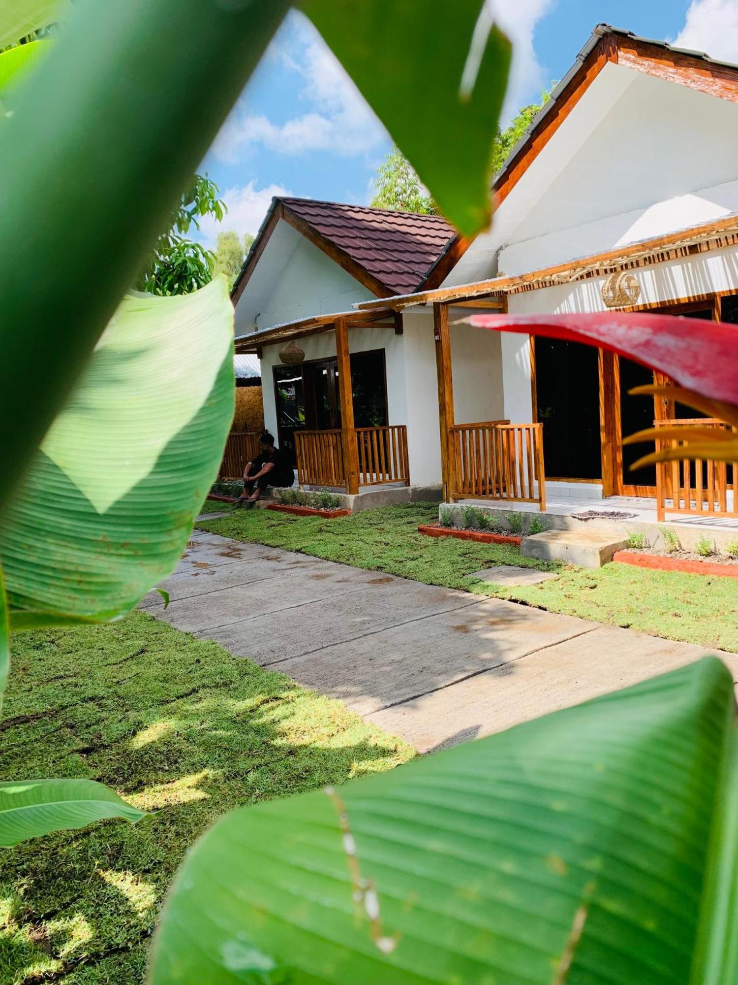 Anjani Larva Cottage - Homestay And Eatery Senaru Exterior foto